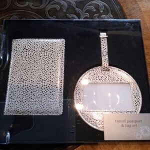 Silver Travel Passport and Tag Set